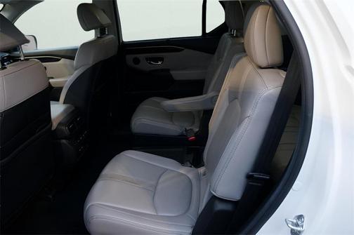 2024 Honda Pilot EX-L 7 Passenger