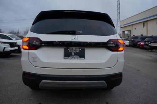 2024 Honda Pilot EX-L 7 Passenger