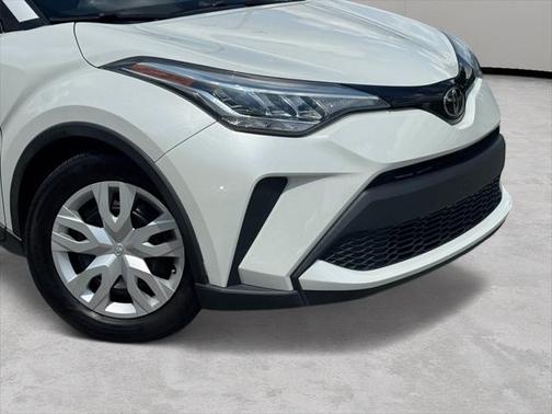 2021 Toyota C-HR LE
