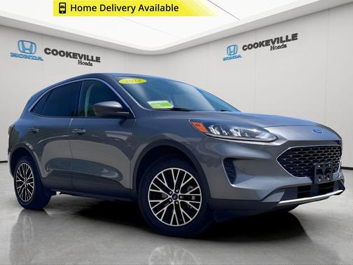 Gray Metallic 2022 Ford Escape SE