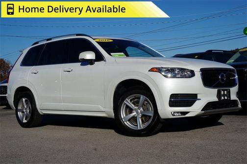 2016 Volvo XC90 T5 Momentum