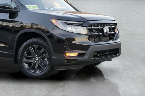 Crystal Black Pearl 2026 Honda Ridgeline Sport