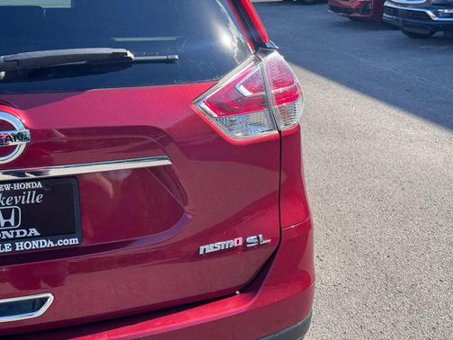 Cayenne Red Pearl 2015 Nissan Rogue SL
