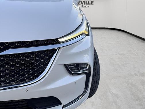 2023 Buick Enclave Avenir AWD