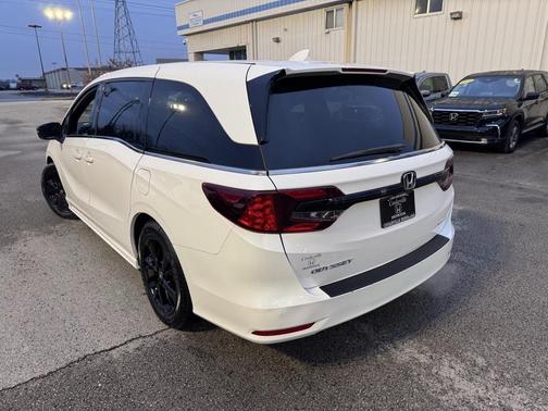 2024 Honda Odyssey Sport