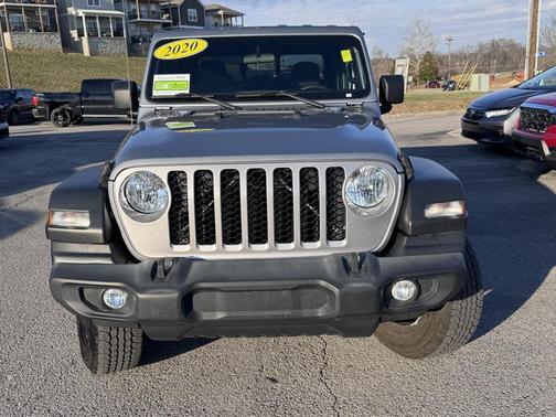 2020 Jeep Gladiator Sport