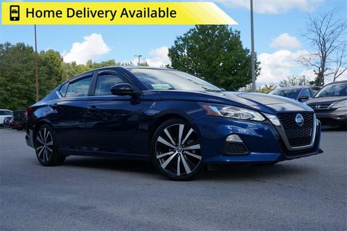 2022 Nissan Altima SR FWD