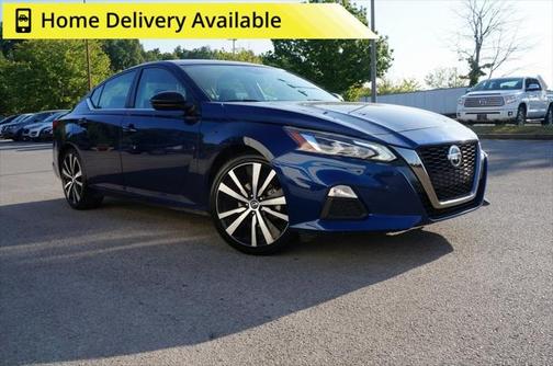 2022 Nissan Altima SR FWD