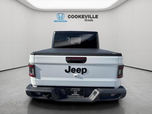 2021 Jeep Gladiator Willys 4x4