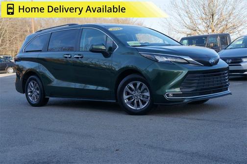 2024 Toyota Sienna XLE