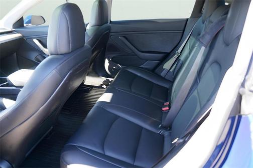 2018 Tesla Model 3 Performance