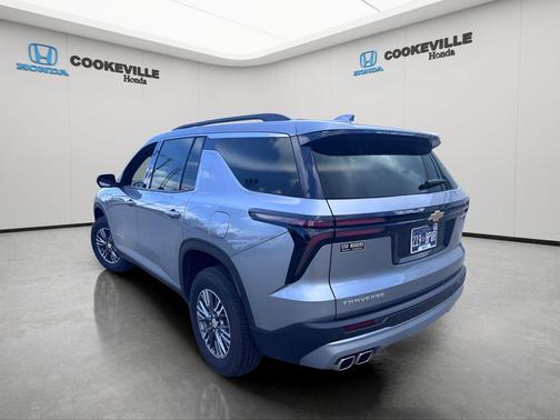Sterling Gray Metallic 2025 Chevrolet Traverse LT