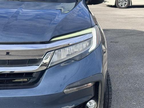 2021 Honda Pilot Touring 8-Passenger