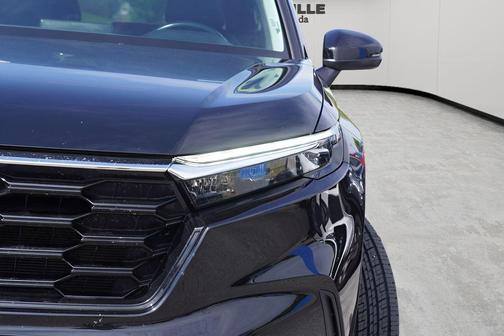 Black 2025 Honda CR-V EX-L 2WD
