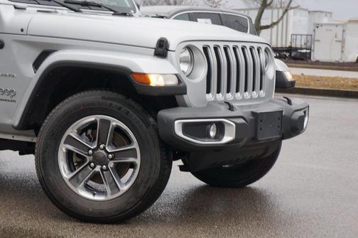 2023 Jeep Wrangler 4-Door Sahara