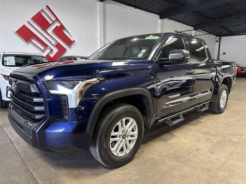 2022 Toyota Tundra SR5