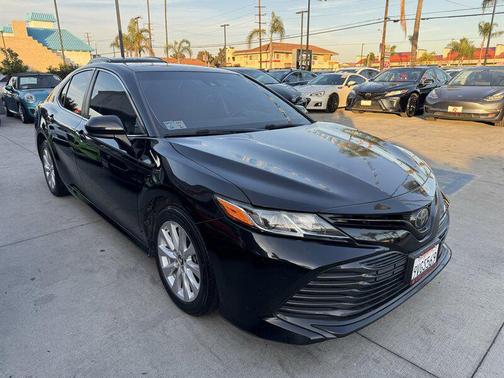 2019 Toyota Camry LE