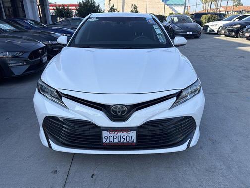2018 Toyota Camry LE