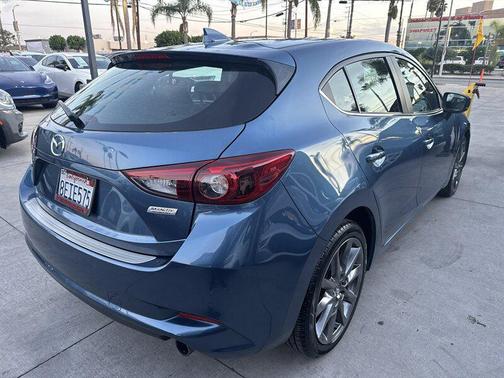 2018 Mazda Mazda3 Grand Touring