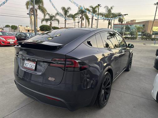 2023 Tesla Model X Plaid Tri Motor All-Wheel Drive