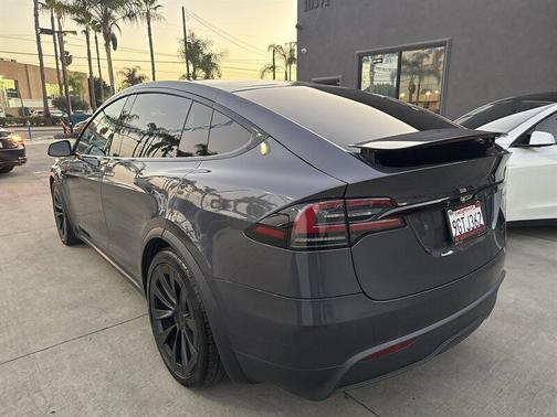 2023 Tesla Model X Plaid Tri Motor All-Wheel Drive