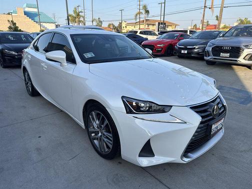 2019 Lexus IS 300 Base