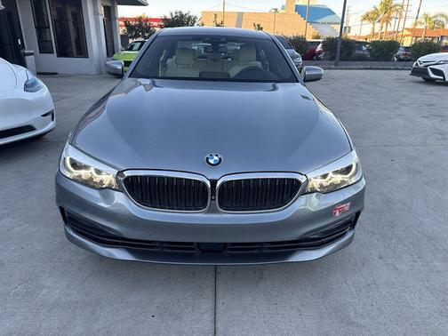 2018 BMW 530e iPerformance