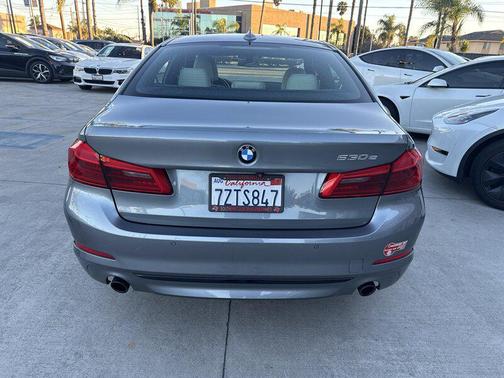 2018 BMW 530e iPerformance