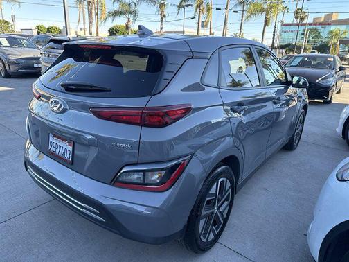 2023 Hyundai KONA EV SE