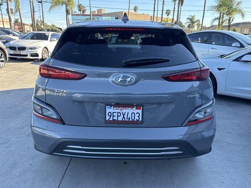 2023 Hyundai KONA EV SE