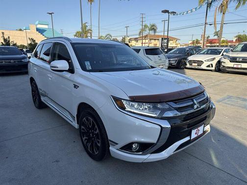 2018 Mitsubishi Outlander PHEV SEL