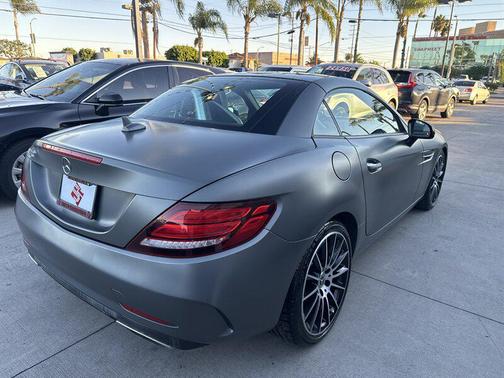 2020 Mercedes-Benz SLC 300 Base