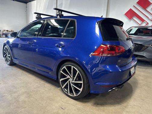 2017 Volkswagen Golf R 2.0T DSG