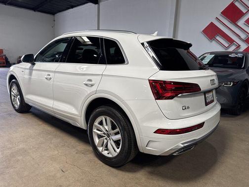 2023 Audi Q5 45 S line Premium
