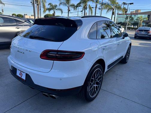 2017 Porsche Macan S