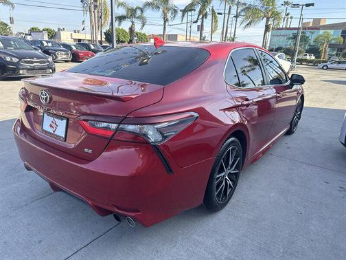 2021 Toyota Camry SE