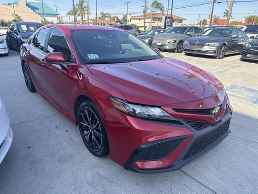 2021 Toyota Camry SE