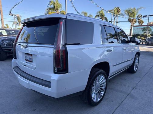 2018 Cadillac Escalade Platinum