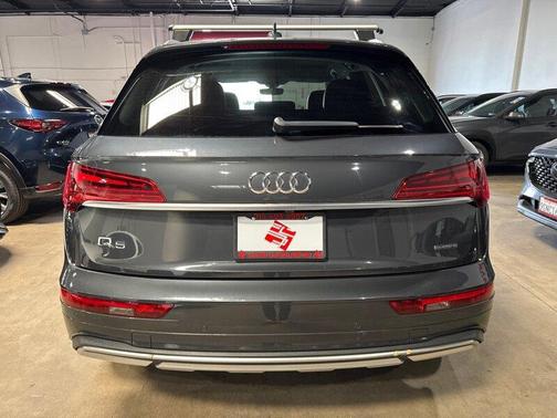 2023 Audi Q5 40 Premium