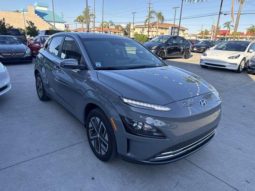 2023 Hyundai KONA EV SEL