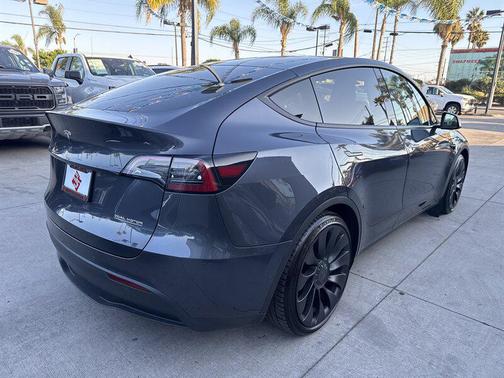 2022 Tesla Model Y Performance Dual Motor All-Wheel Drive