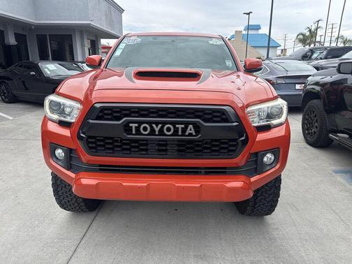 2016 Toyota Tacoma TRD Sport