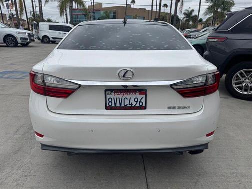 Eminent White Pearl 2017 Lexus ES 350 Base