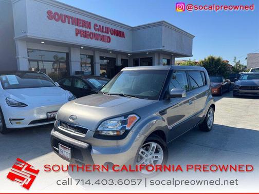 Silver 2010 Kia Soul +