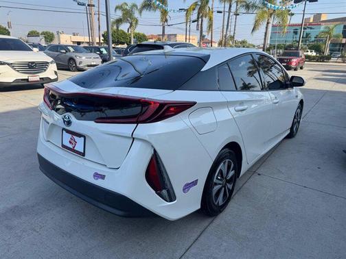 Super White 2019 Toyota Prius Prime Plus
