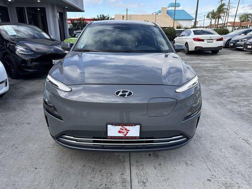 2023 Hyundai KONA EV SE
