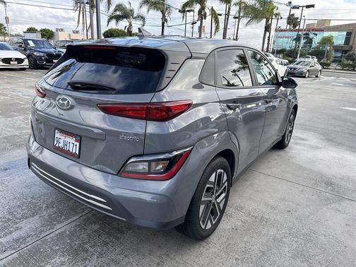2023 Hyundai KONA EV SE