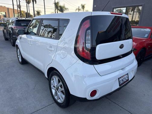 2019 Kia Soul +