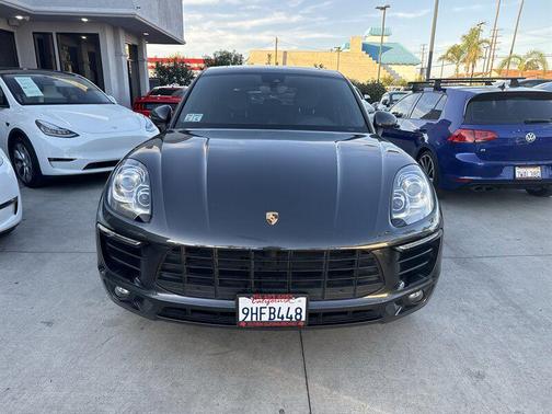 2018 Porsche Macan 