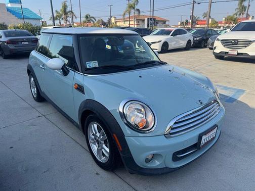 Blue 2013 MINI Hardtop Cooper